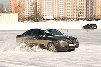 Открытие сезона! 11 декабря – соревнования по вождению на льду! Для членов клуба вход – свободный